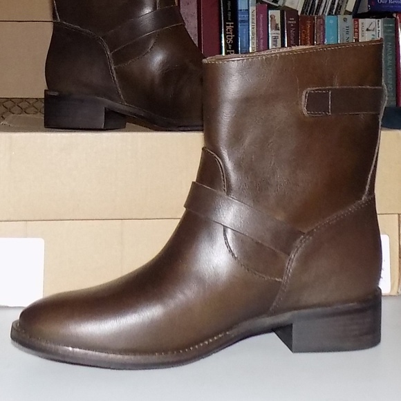 New UGG Fletcher leather - Picture 8 of 8